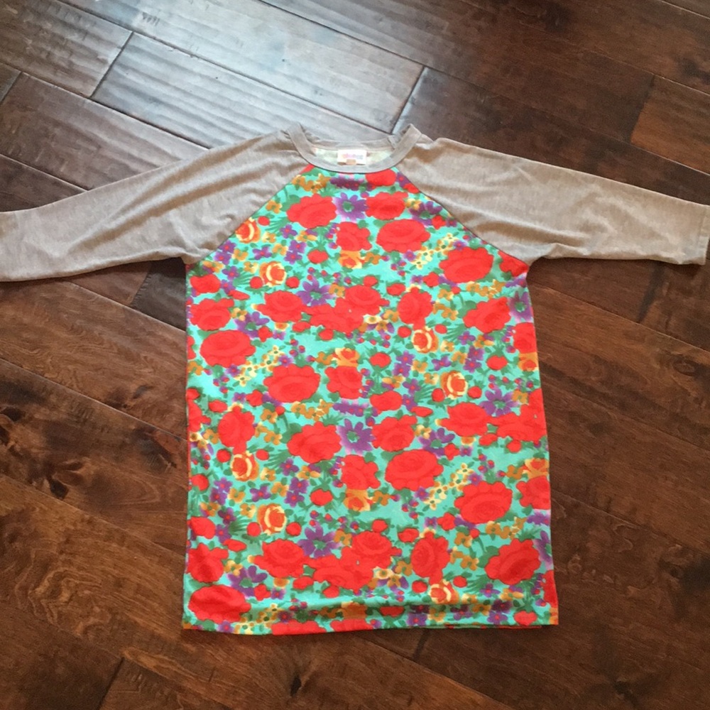 LuLaRoe floral Sloan shirt